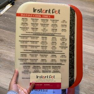 NEW Instant Pot Cutting Board Set-a great gift idea